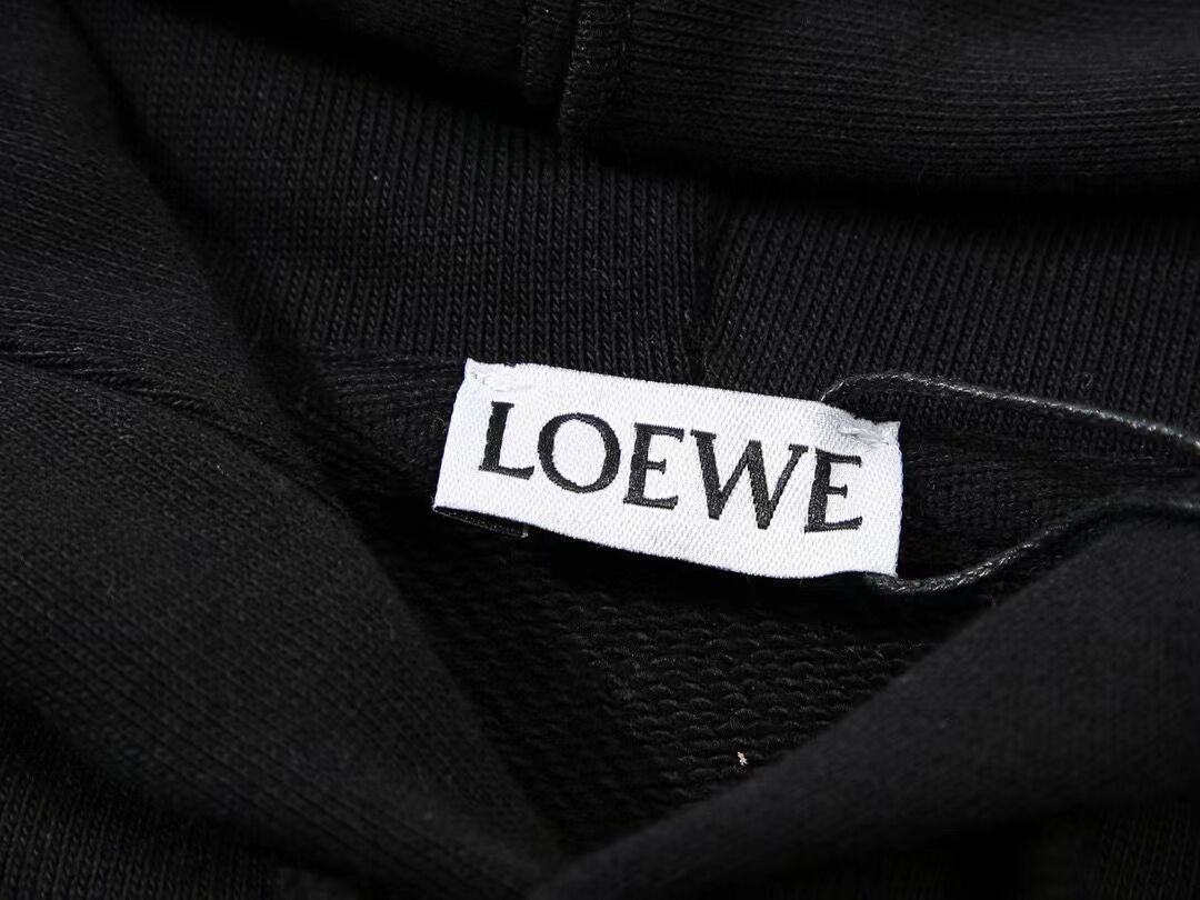 【LOEWE】ロエベ ご好評に付き再入荷！2色