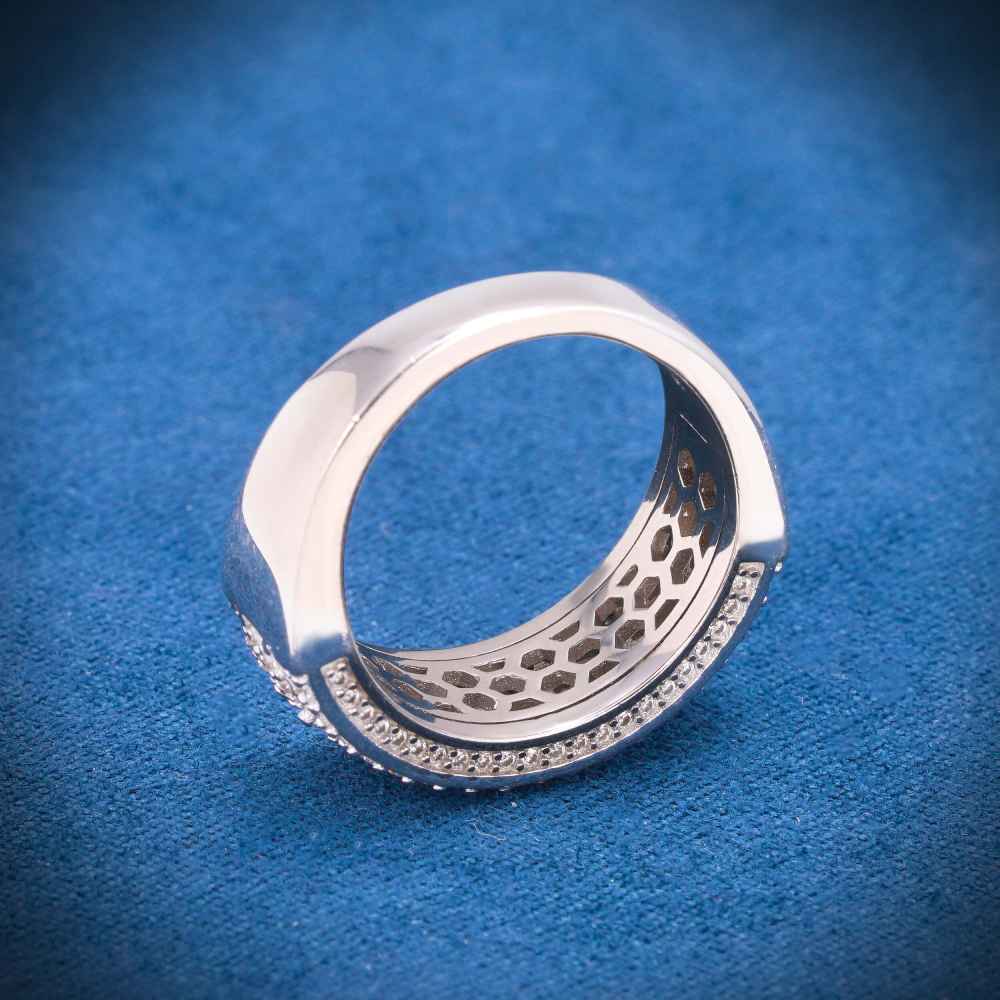 Iced out watch-Yika Jewelry