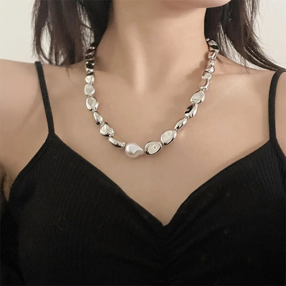 Vintage Silver Color Geometric Exaggerated Artificial Pearl Chain Necklace For Women Female Fashion Boho Y2K Girl Jewelry Gift